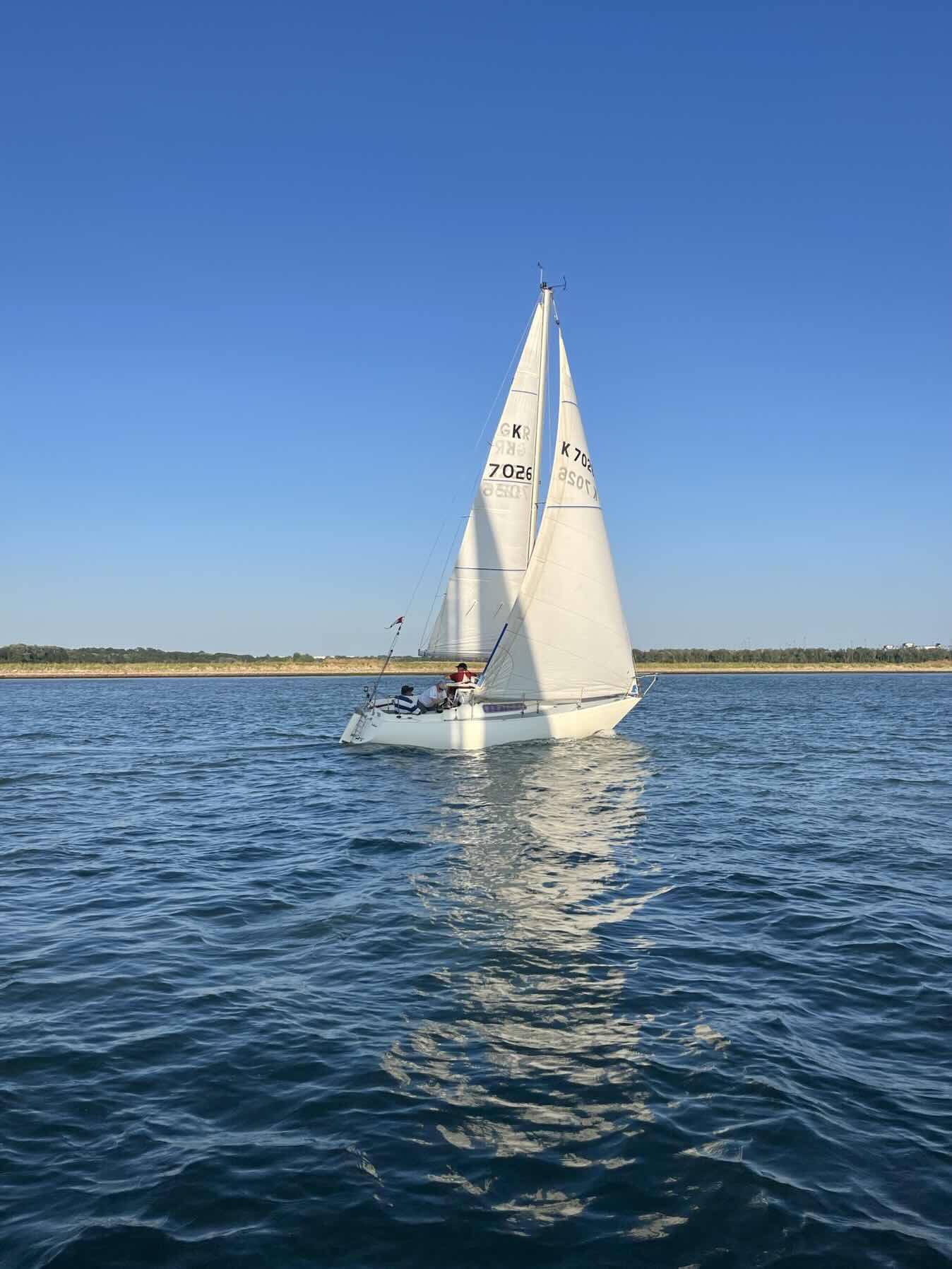 Light Ship series race 6_7A16CEE0-A067-4127-91E3-1F581F18F5D3