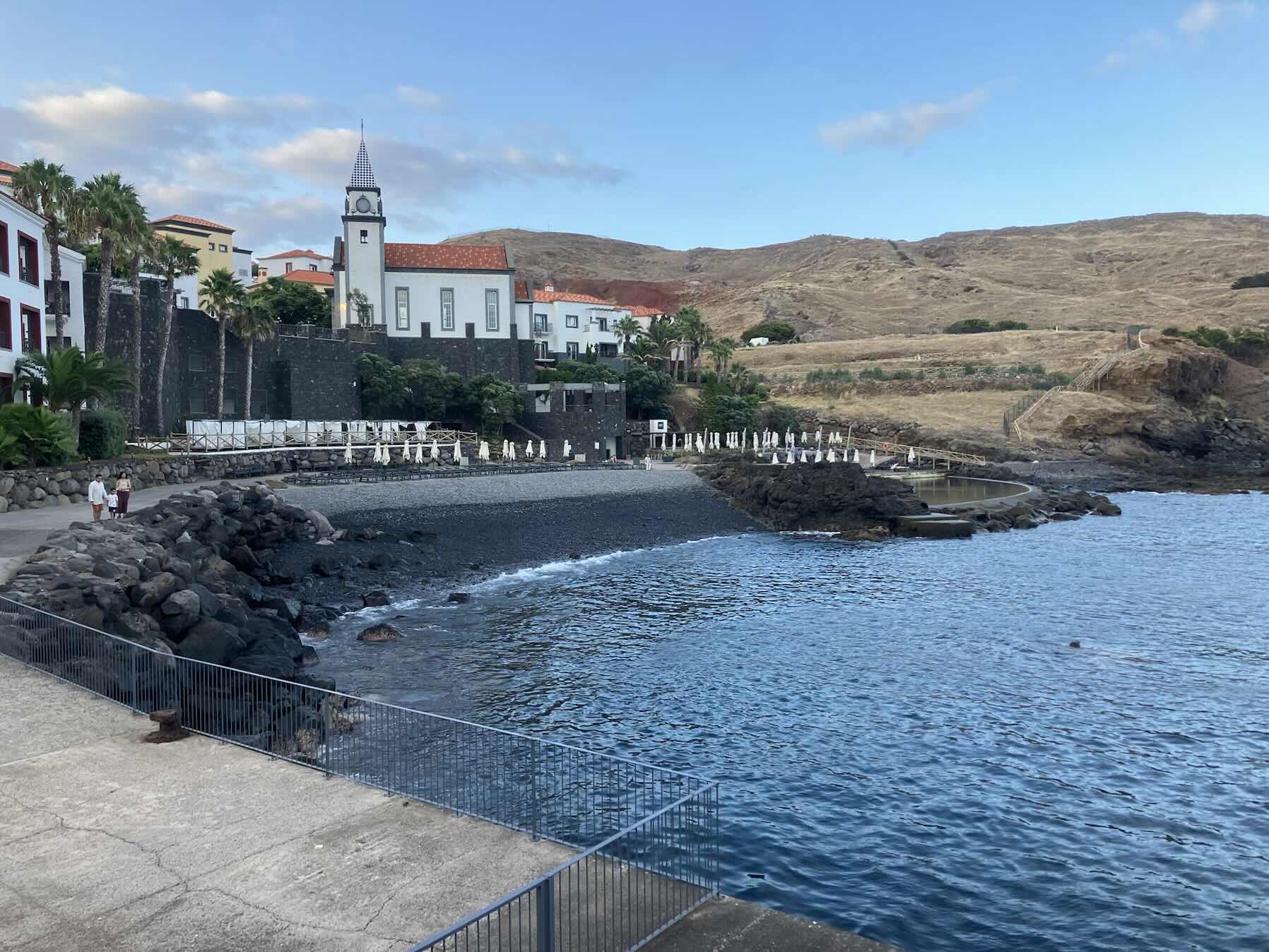 Lisbon -> Madeira _7BCFE4BE-D7C0-49CD-8C14-0C44FE676942