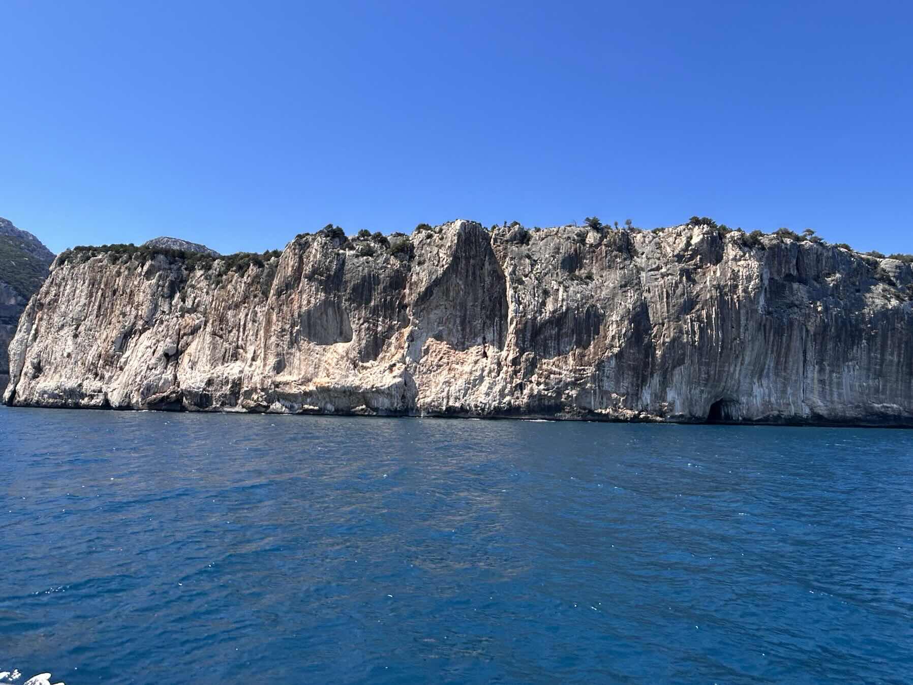Isola di Tavolara_3EF27BA3-7E37-4AE0-974F-CBDFCAF2D693