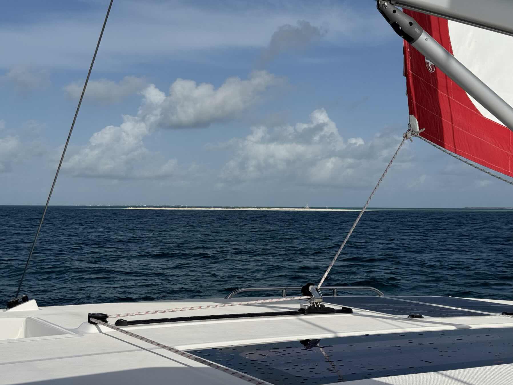 Blind sail_7B2EE5A3-60DB-477F-BF23-2551B0726326