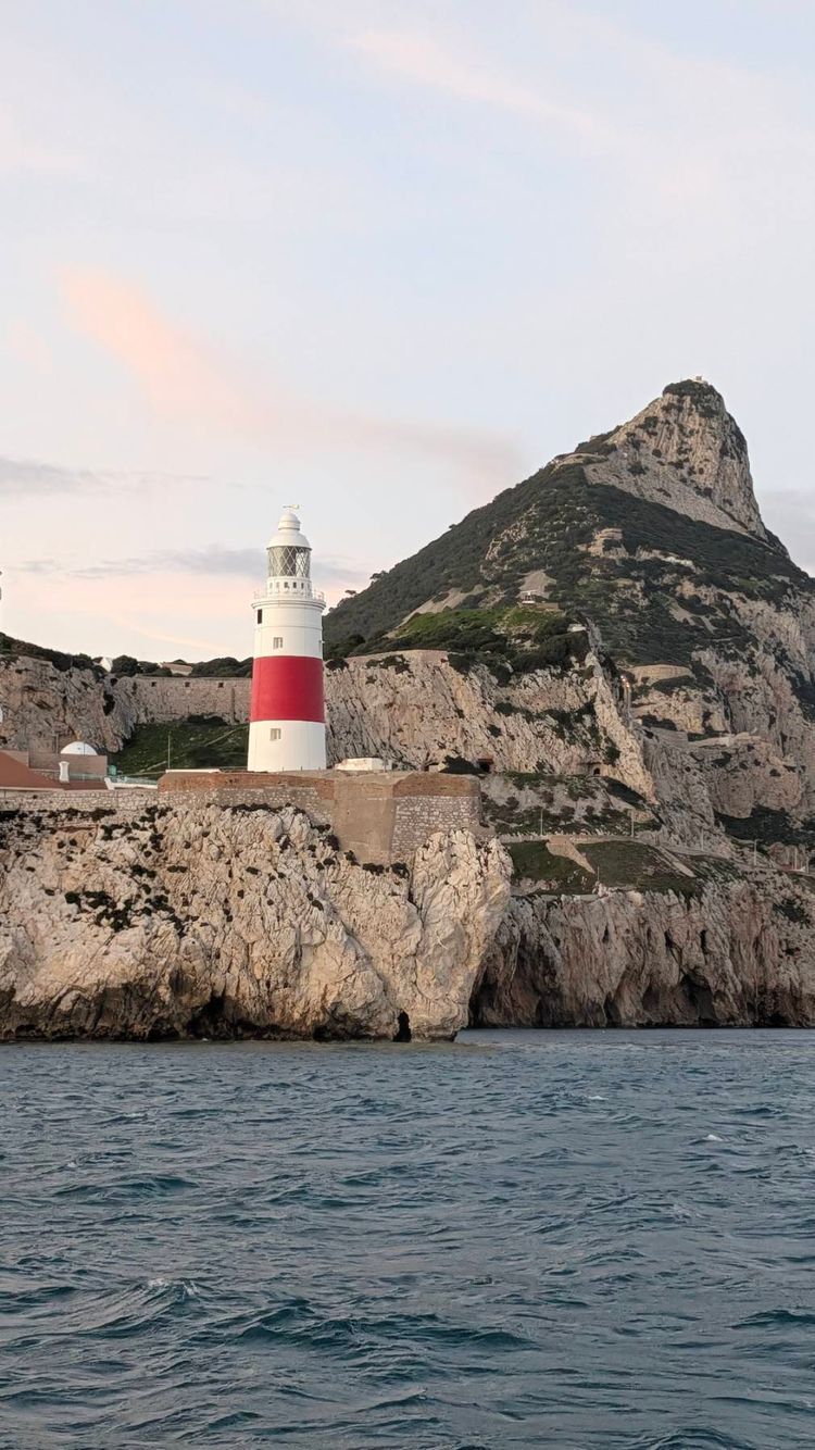 Voyage photo from puerto Banús to Algeciras bay and back to Estepona