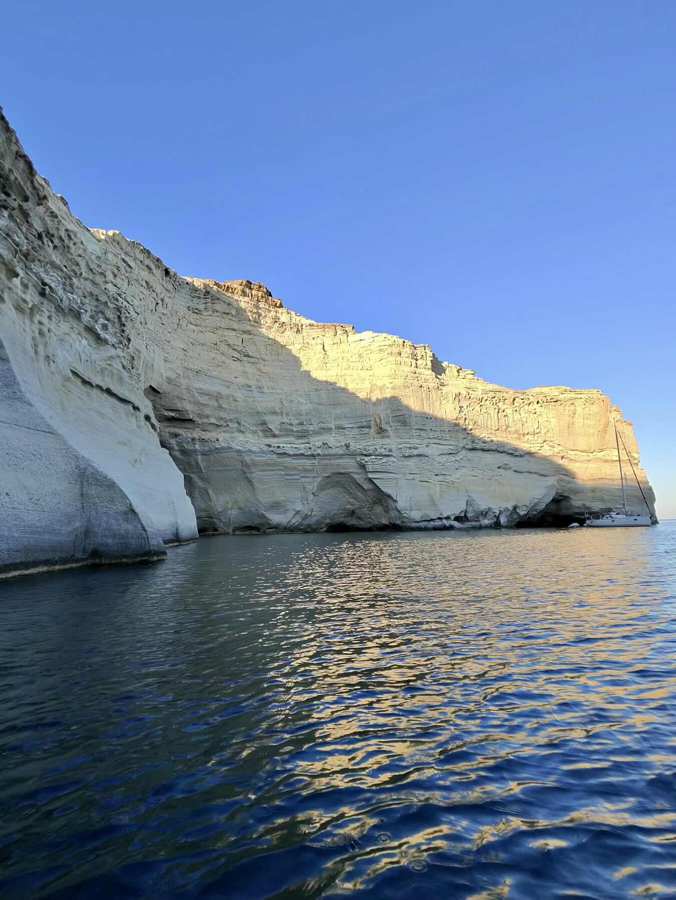Folegandros to Milos_1C6673DE-FB4C-476A-83E1-D4D0D124899E