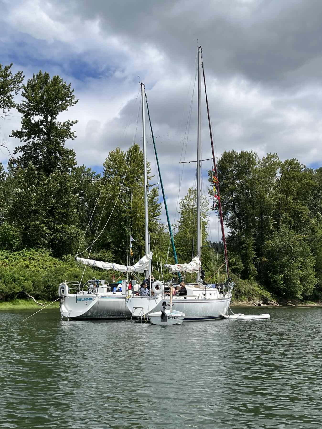 Sail from Camas Slough Buddy Boat Excursion_FC759945-FDF3-4539-9F3D-09B13674C730