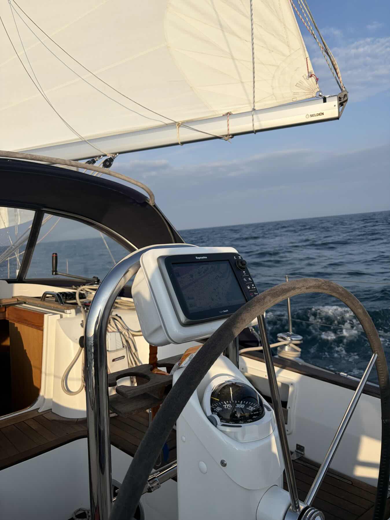 Voyage_7128B9DB-A0BC-4FCD-9F2A-57E24CDDF2EB
