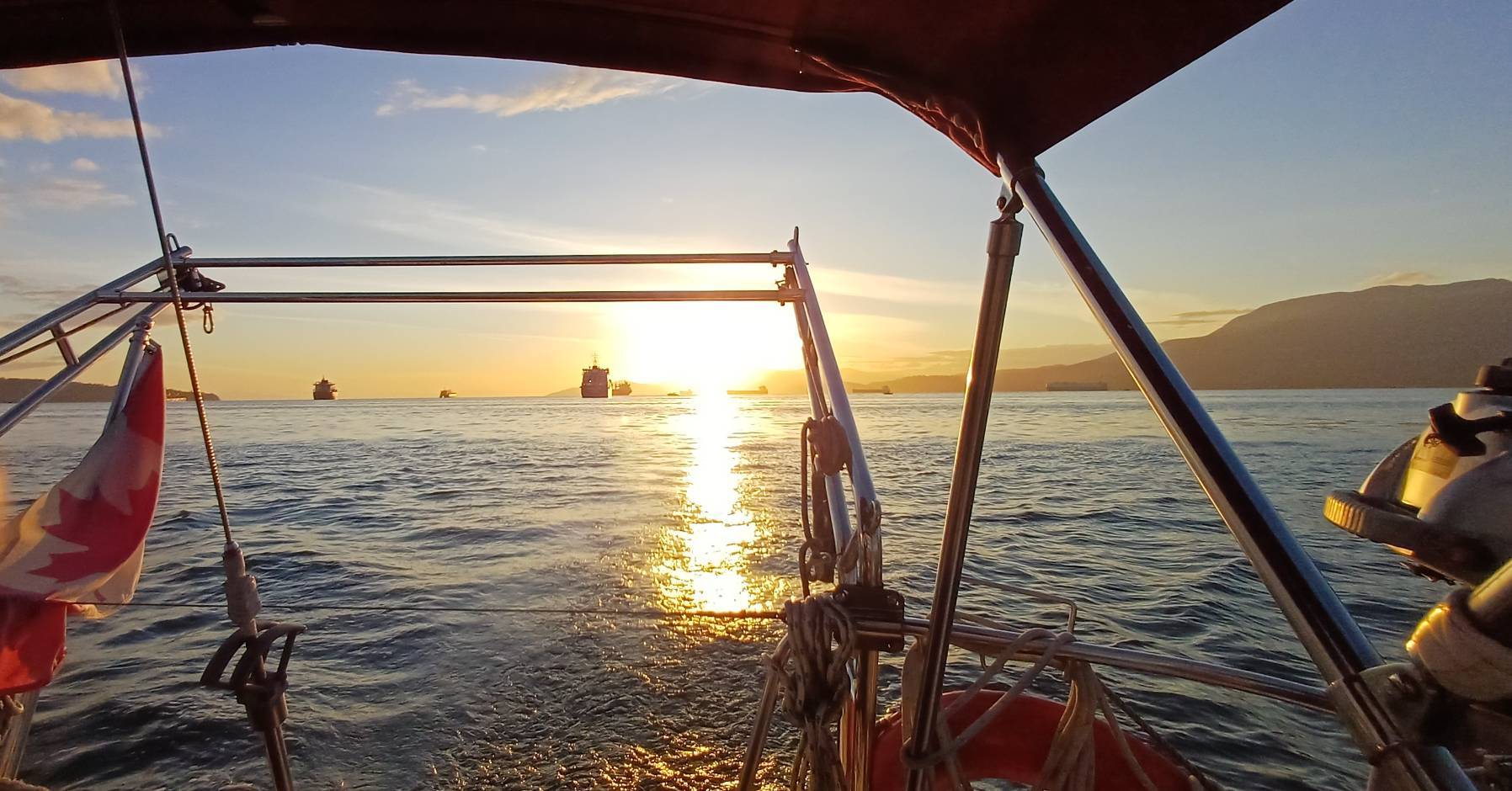Sunset sail_DFE39114-C516-45E8-97BF-A5CB24EE758E