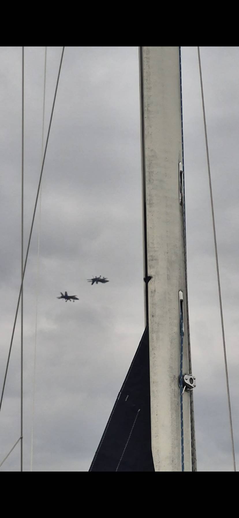 sail250 fly overs_2B8D8D9A-787B-4F14-A25A-56F2EFBD8F5C