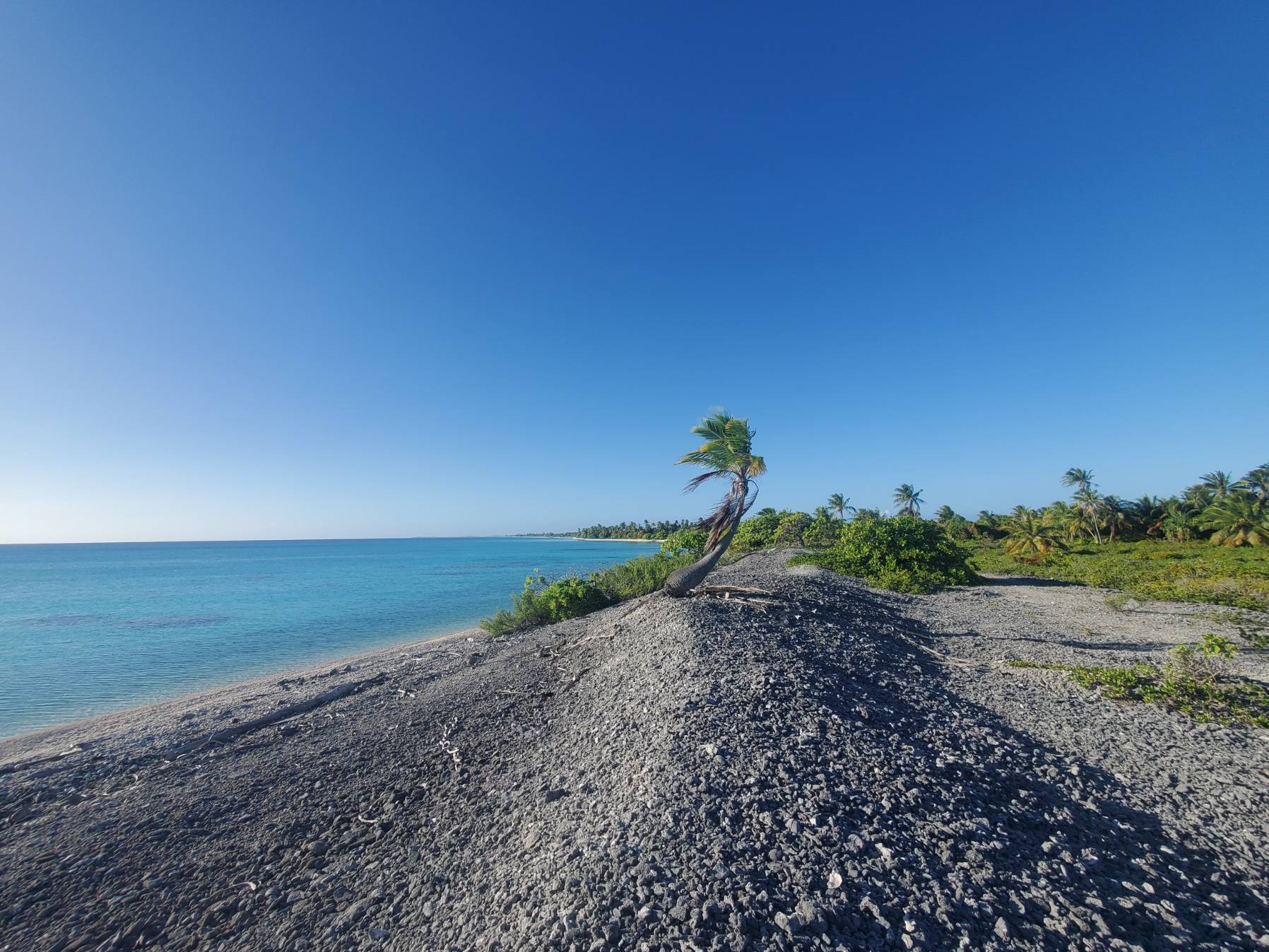 Blind Pass, Toau - Apataki Carenge anchorage _F0A2A432-E751-42F2-9DFC-EA5B39A3BAC3