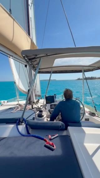 Voyage photo from Allen Cay To Powell Cay