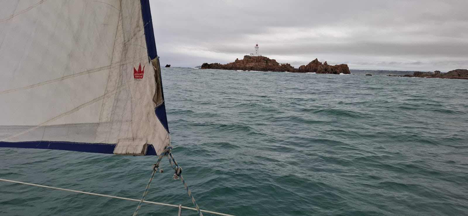 IQ EQ InterIsland Race 2025_896B6C19-A644-4A3F-A945-36B73EAC2807