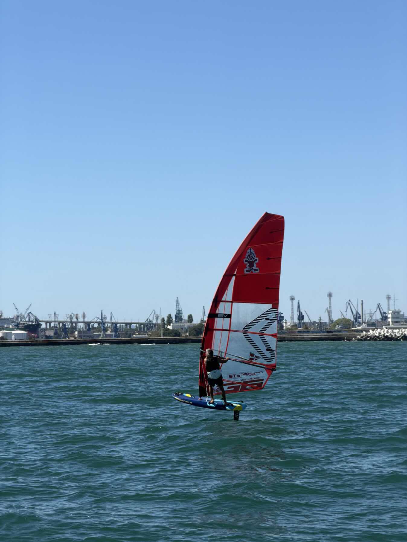 Sail training session_0CADC901-A938-45E0-80A9-E0A244D50935