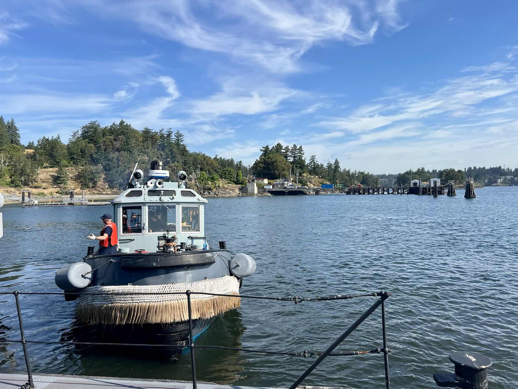 Barge Transfer_7C5867C1-3C76-40EB-BCD1-D5984ACD8427