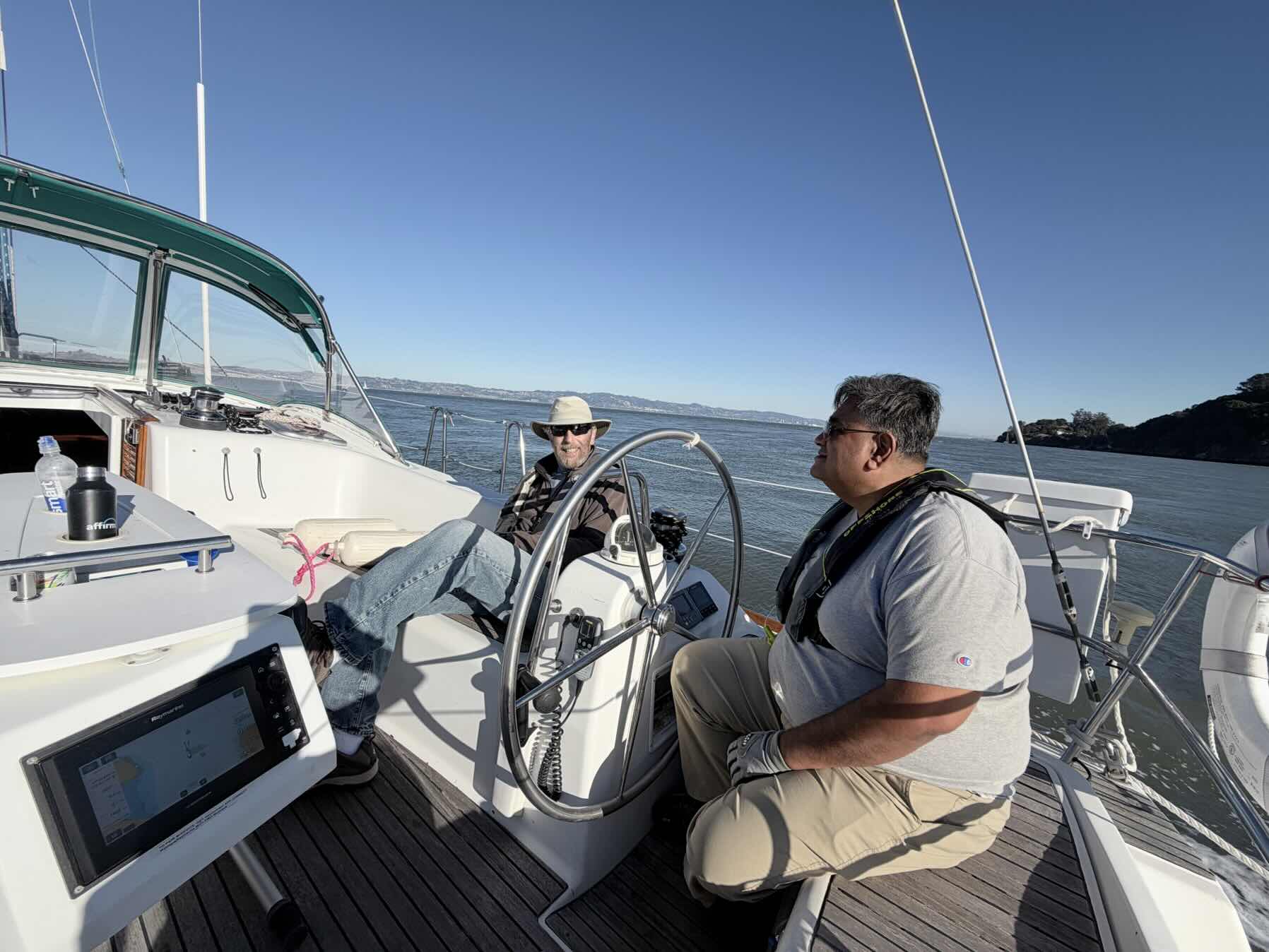 Bareboat 3_7A3C5E50-AA5F-4103-8A4C-9917E82FF934