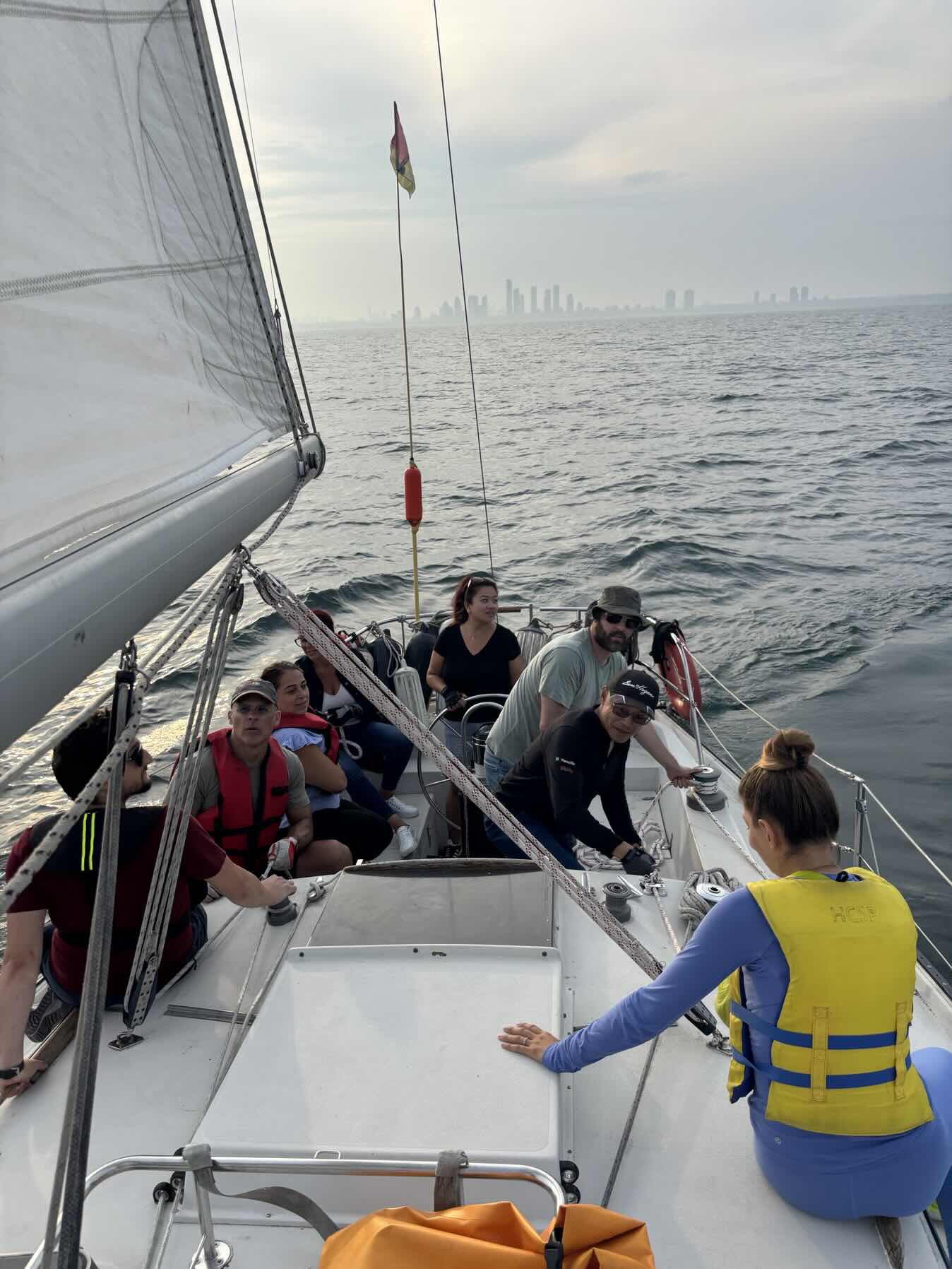 Social Sailing_A96B704F-DF29-491C-A71D-F5BCC6B05C1B