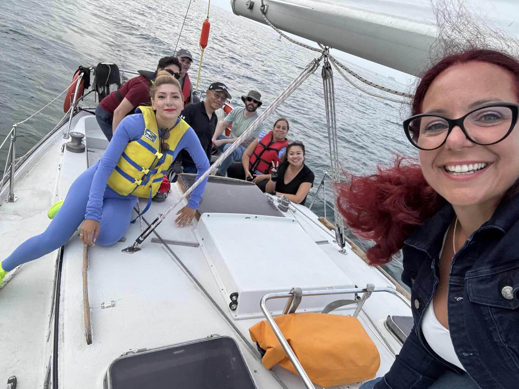 Social Sailing_D8136376-CA2E-4B1F-8CA5-2E6F8E0D46C6