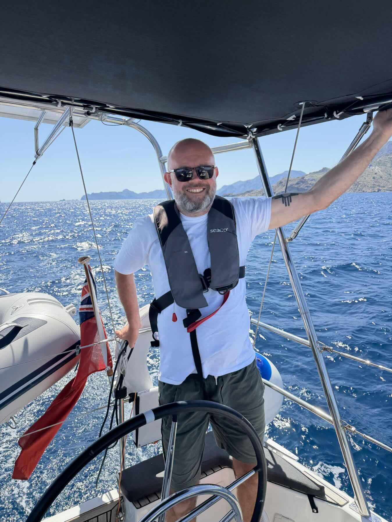 Voyage_8C069F39-150C-42DB-8770-E05931A326C7