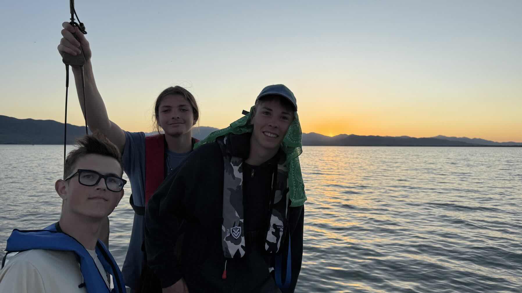 Sunset Voyage_B407B632-3B60-4E25-8426-45031EC7E31E