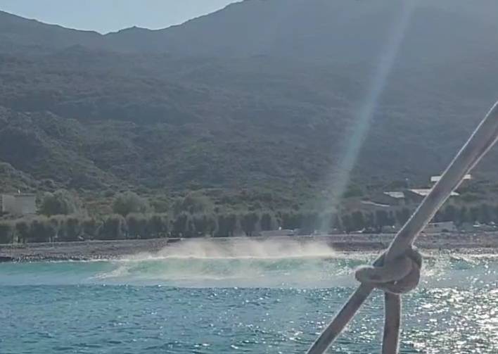 Marina for crew change. _C4722193-8E71-4944-9A5E-6334509B2AD1