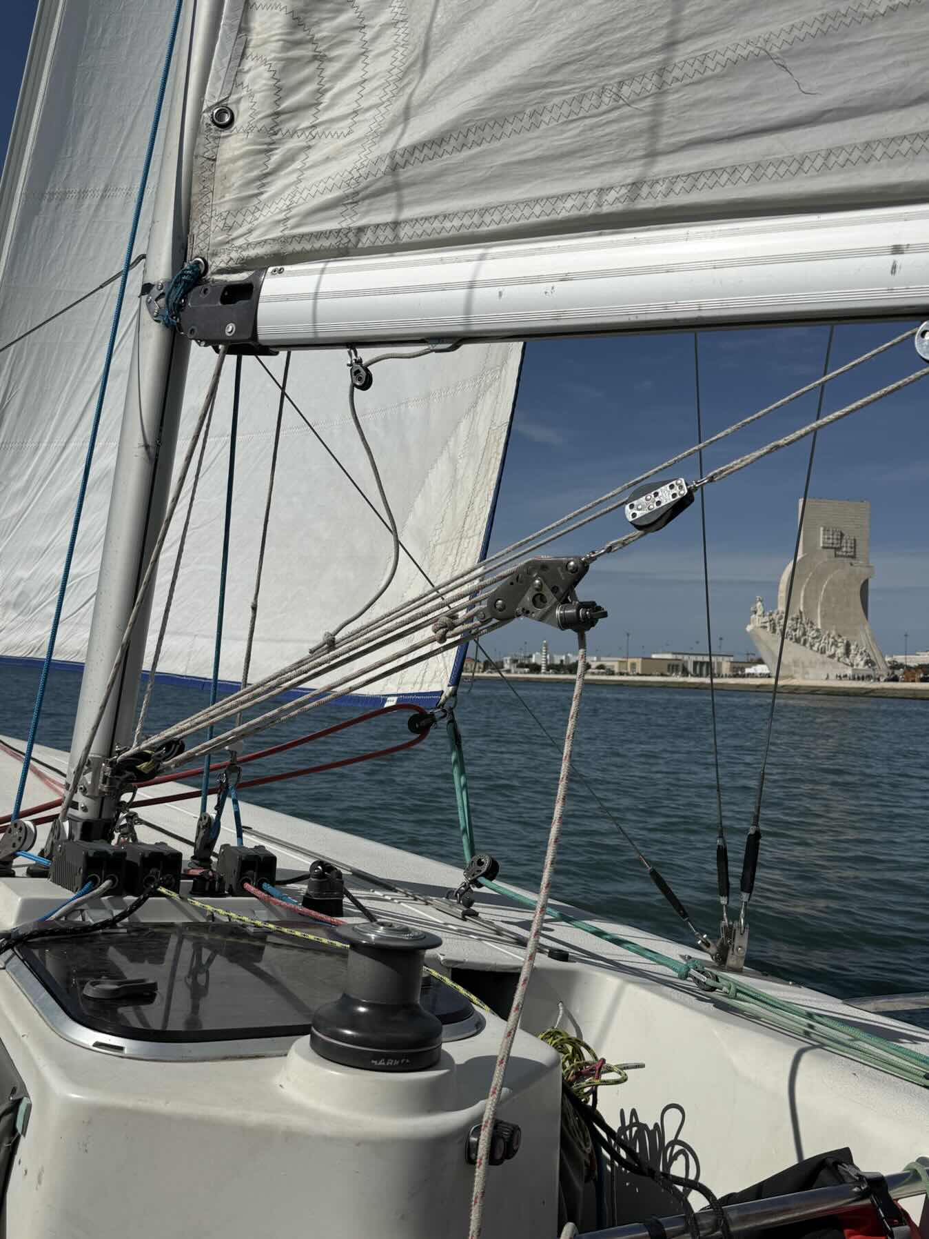 Club Naval de Lisboa Open House - Sailing a Cork 1720 Boat: Mosquetão_5E1CA063-E6E6-4F10-82B4-DF9428B063B8