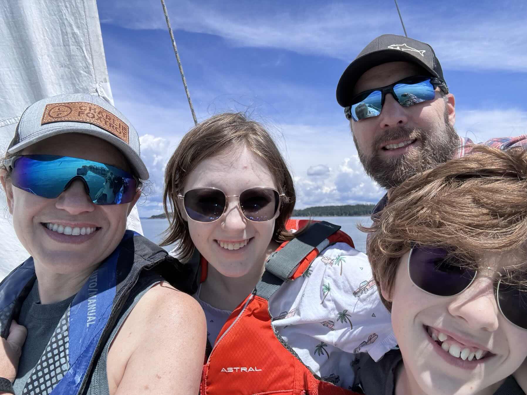 Fathers Day family sail_8845EB2A-02A1-49C8-9B41-FFE42A4C507A