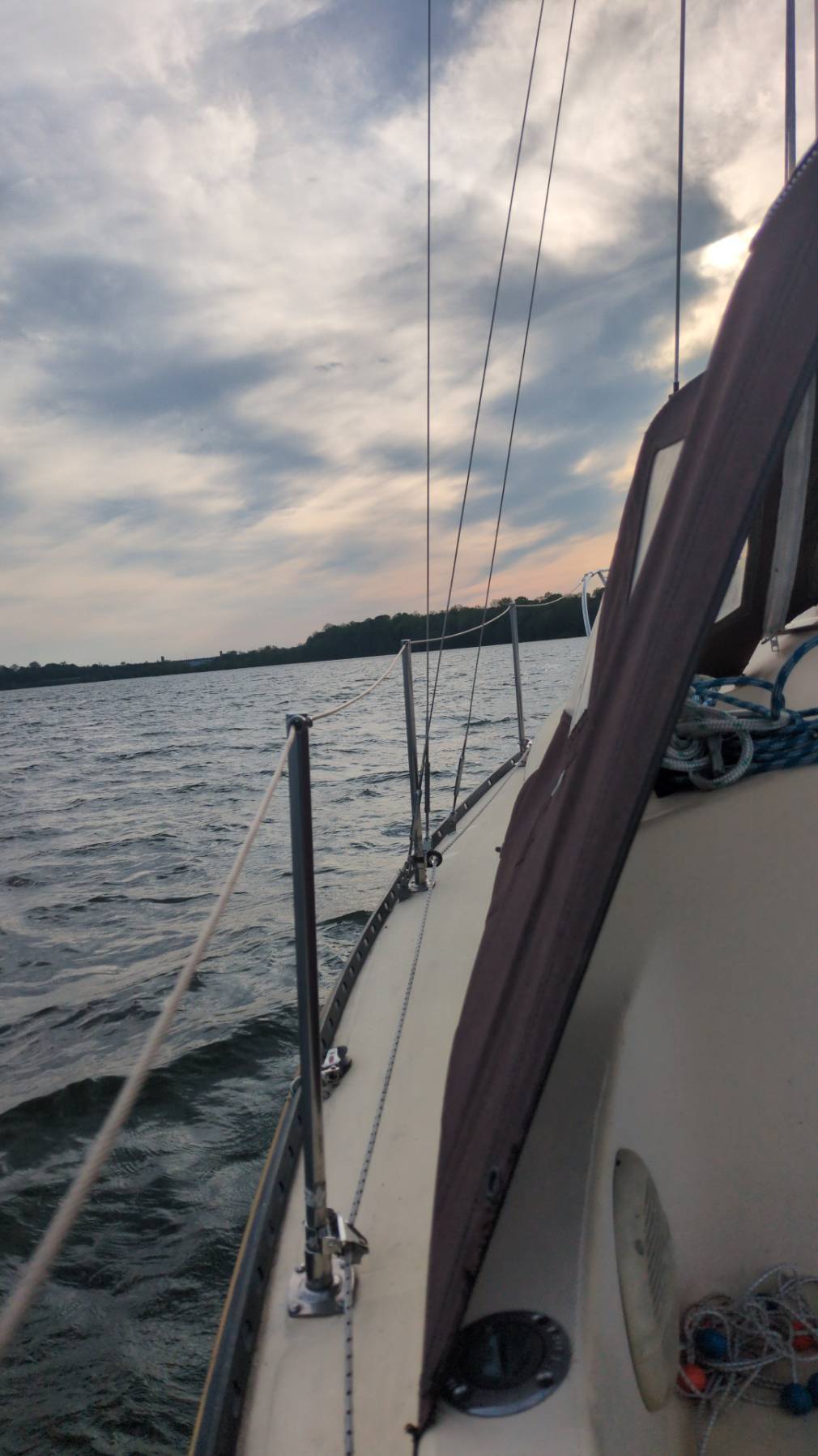 evening sail_504AAC8A-62B7-4E1F-8F91-0D1854E8BB2F