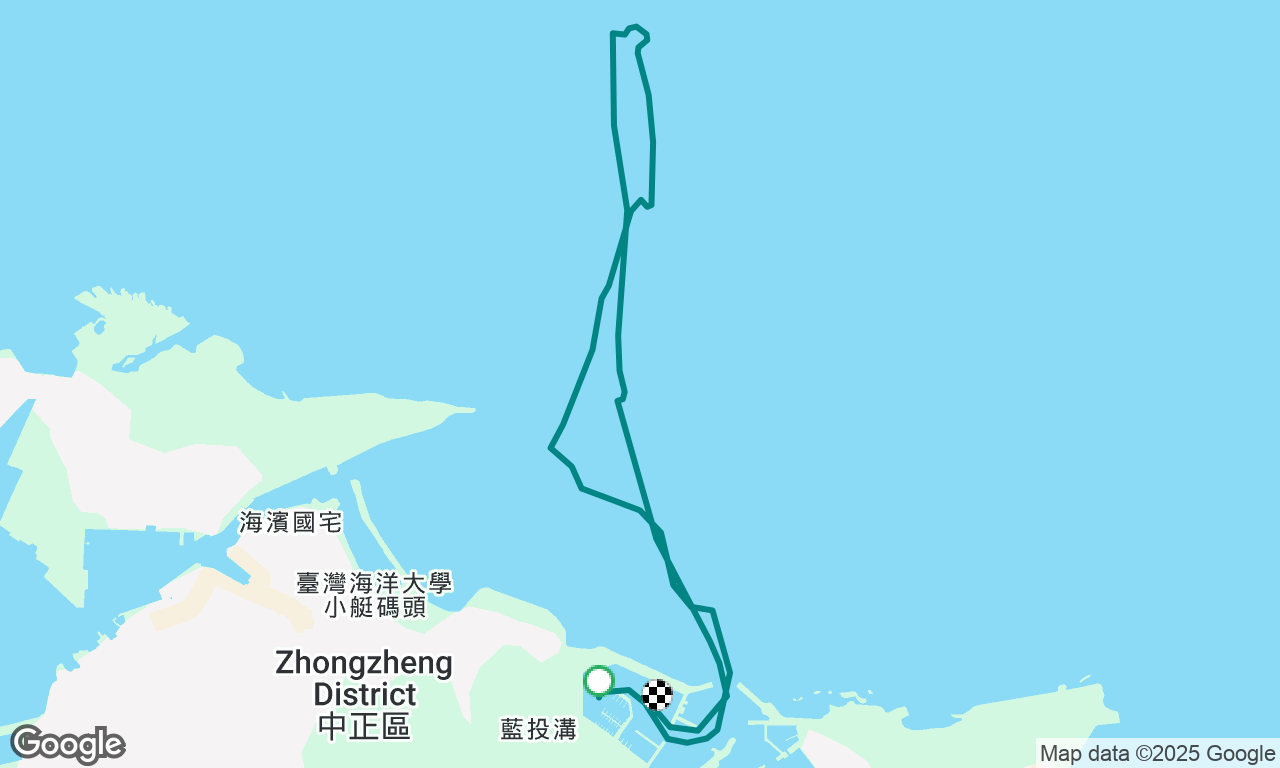 基隆練帆船