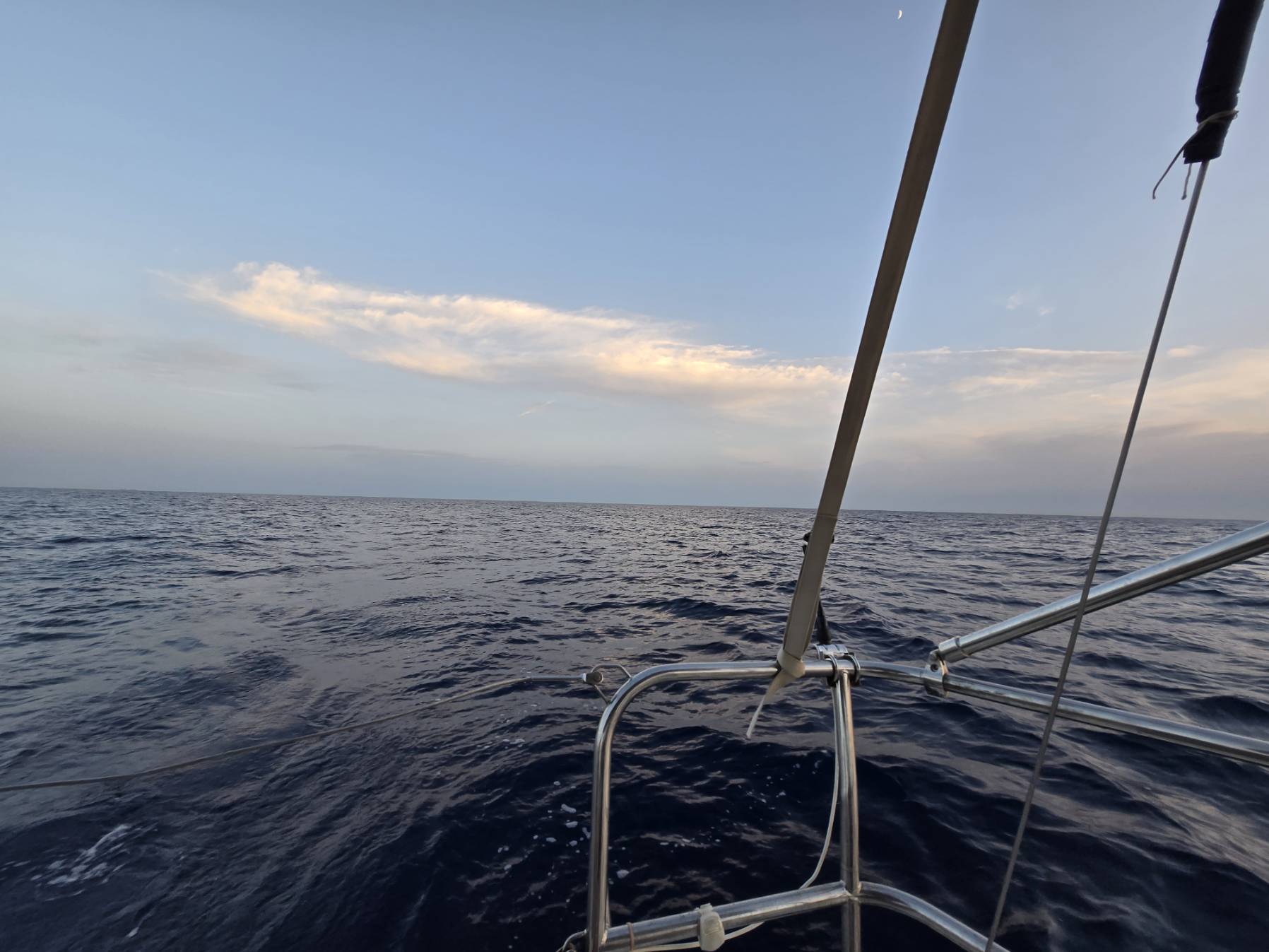 Voyage_4735B451-08F0-4501-90D1-0E6862B99427