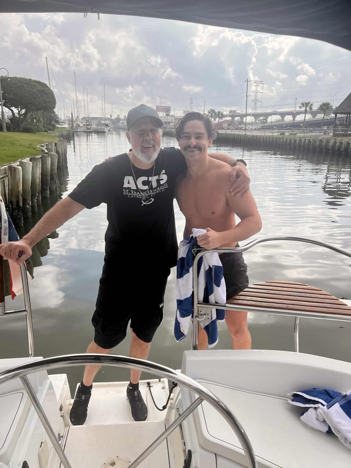 Redfish Island anchor _8AE00E9B-B215-4D4C-AFB1-5299E4E72A67