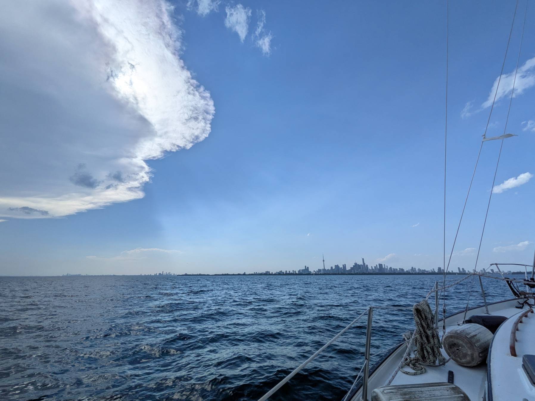 Niagara Sail_69E7FC00-357B-4080-9065-9ED2338611A4