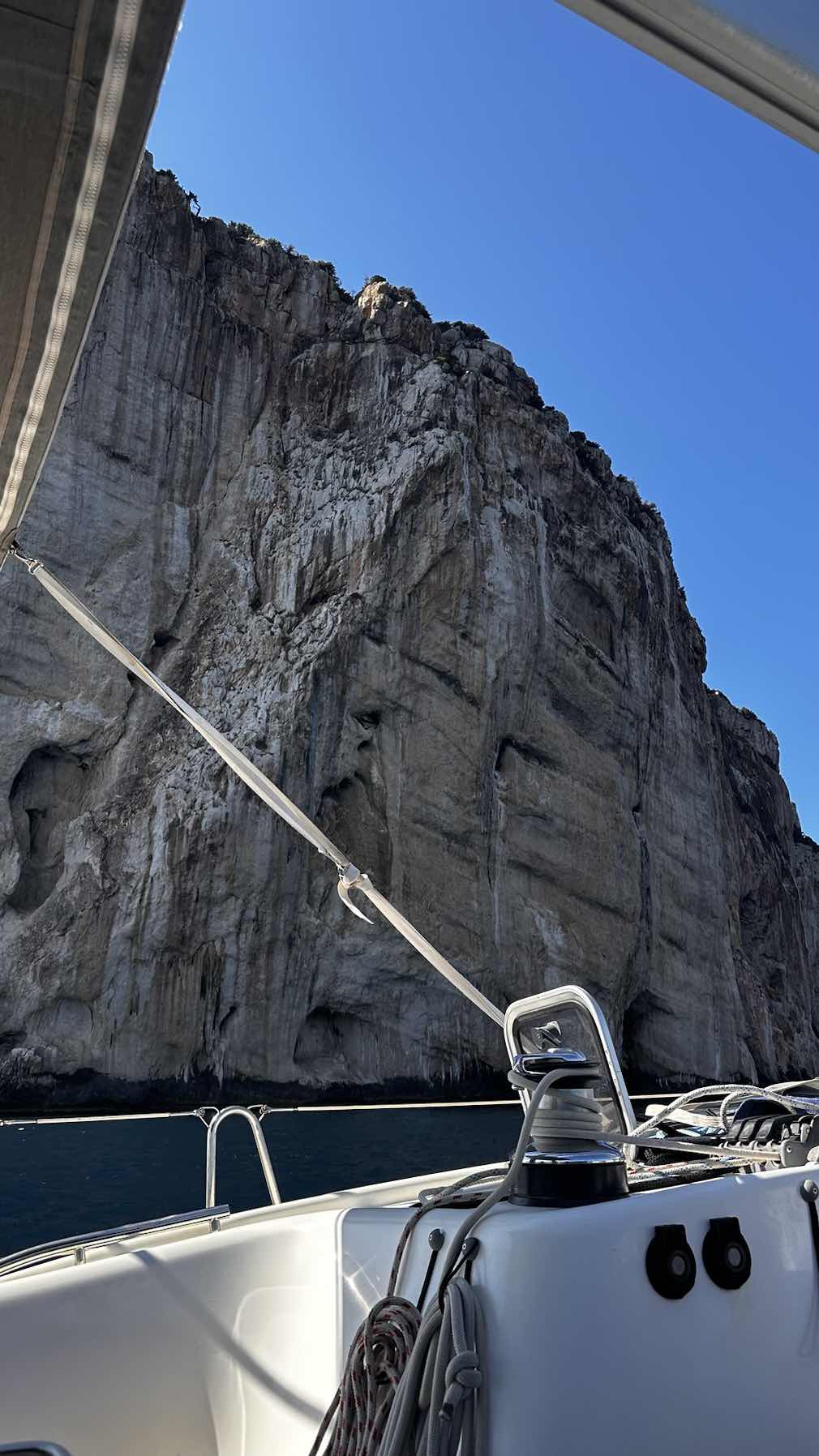 Motorsail to cavern dive_09B14A95-0285-4A71-9B38-A4F4BFDA7AF0
