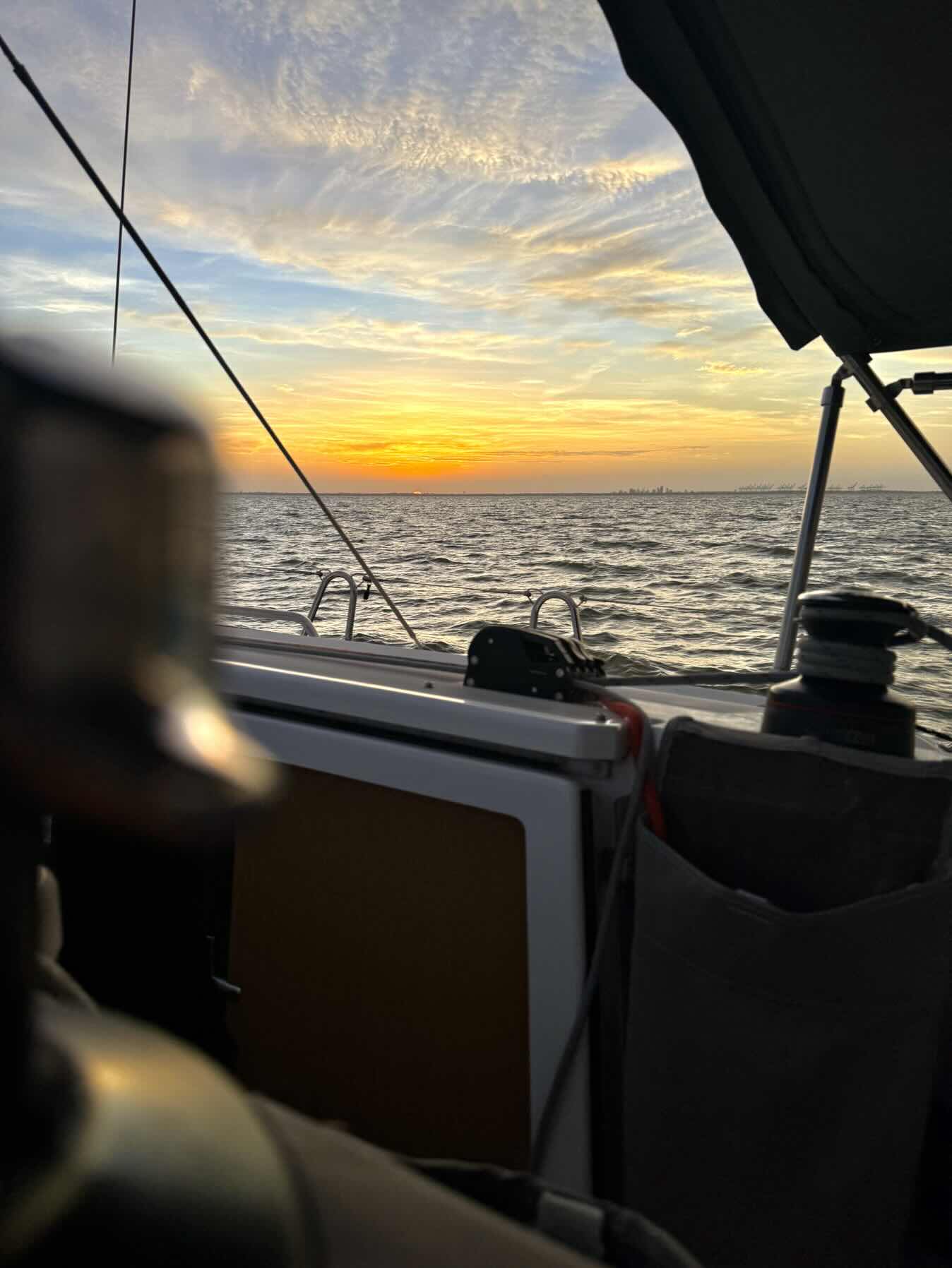 7/1 SCA VET/FR Dependent sunset sail _0BF3CEC7-754C-4247-B806-3C182FF7F74C