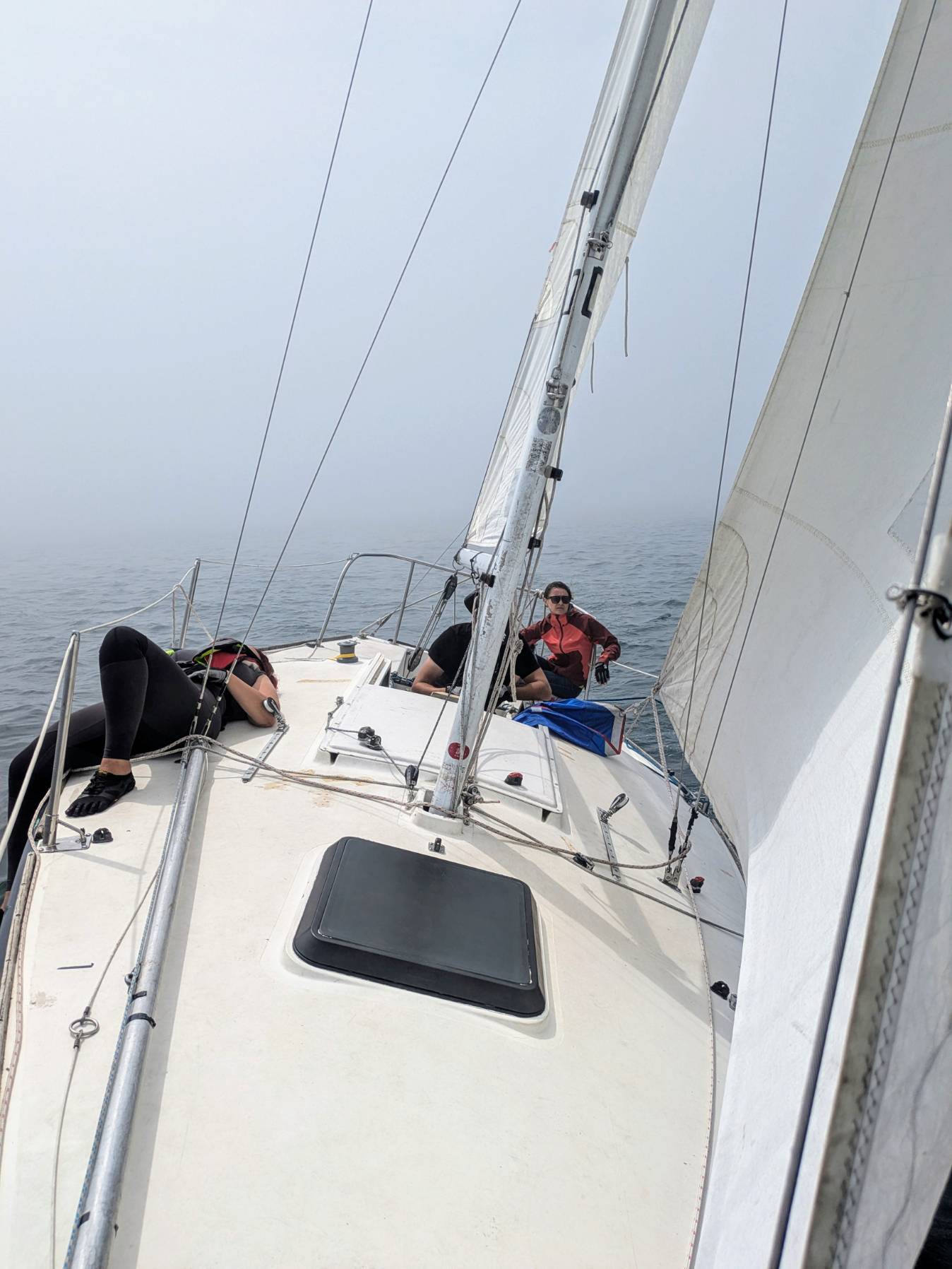 Foggy race around the island_0F04EC1C-F6CD-4545-B489-55DE8BA399D3