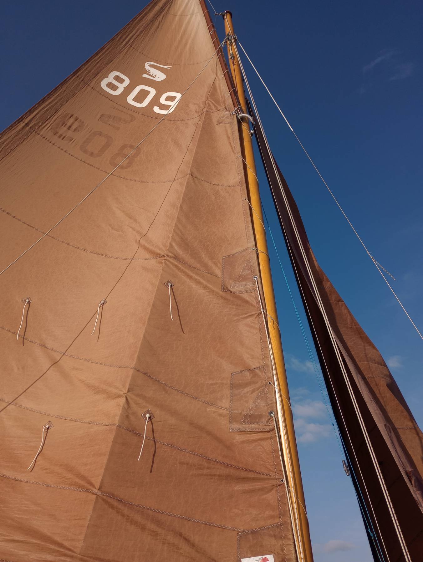 Voyage_72D0C5B6-A81E-4E28-8655-331CAEBCCD65