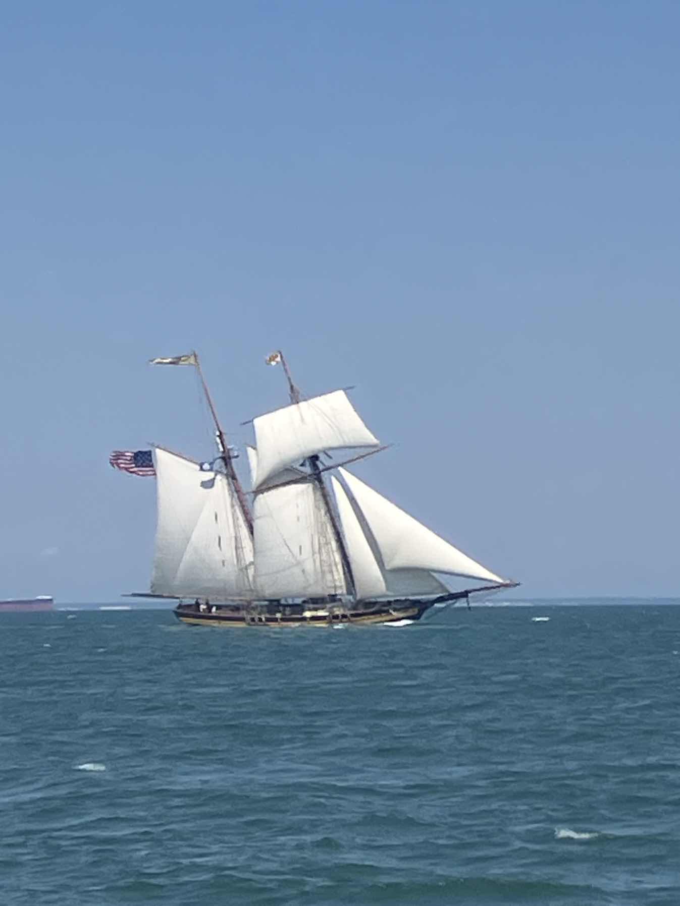 Deltaville -> Yorktown w Pride of Baltimore II chase_DB1970F1-3155-48B8-A8D0-09095493D46C