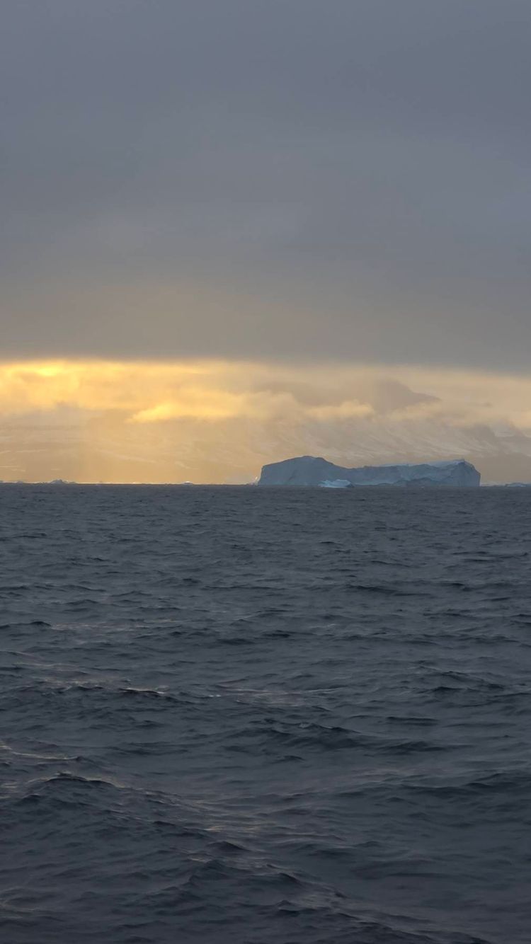 Voyage photo from S/V Ruach Love - 1° trip of Greenland Expedition