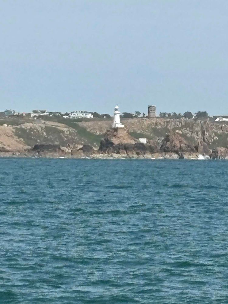 Voyage photo from Petit Port, Guernsey to Elizabeth Marina, Jersey