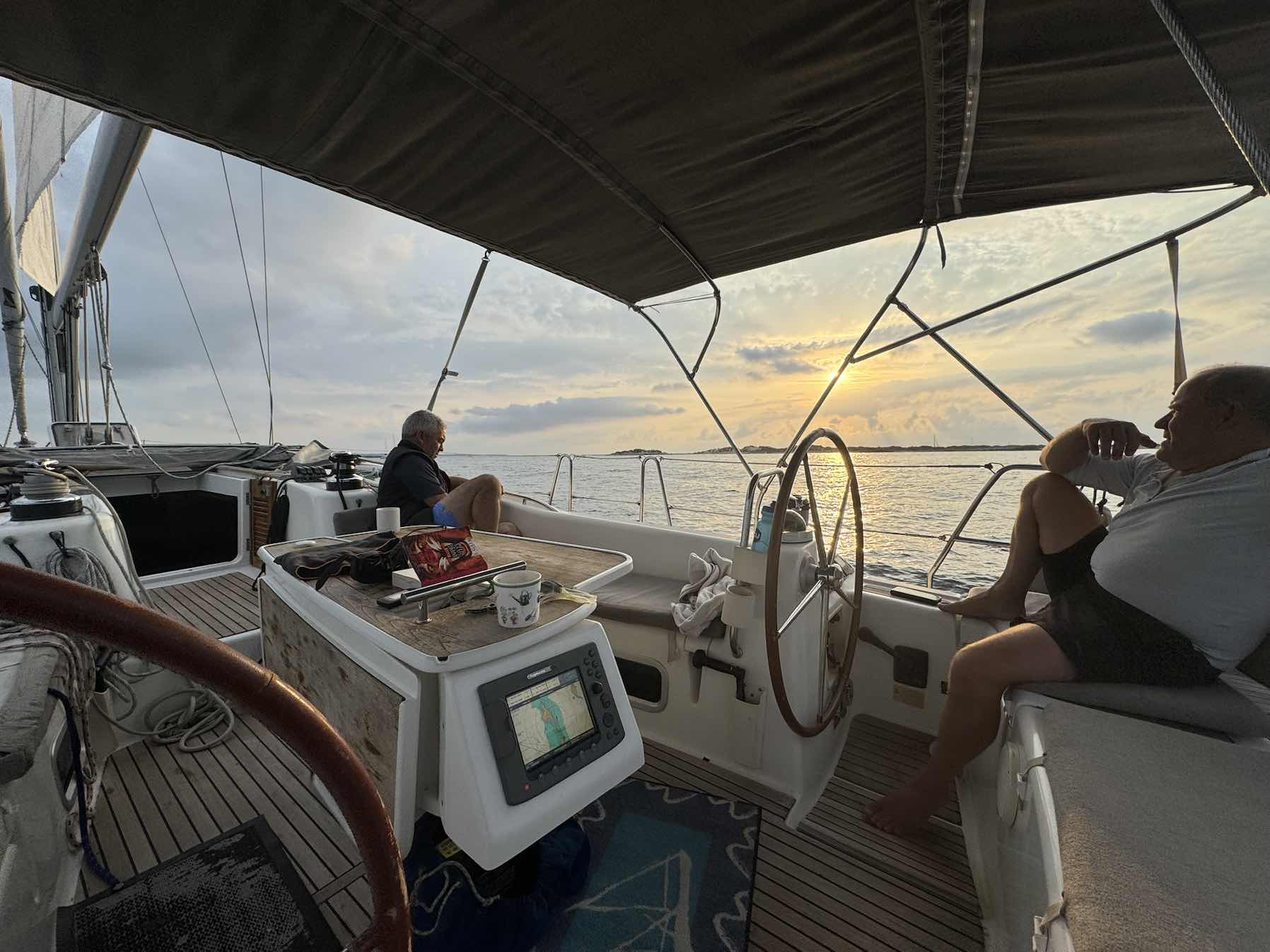 Sail to pickup Alex_961A3049-F618-43A9-9780-67C6B06D1BD1