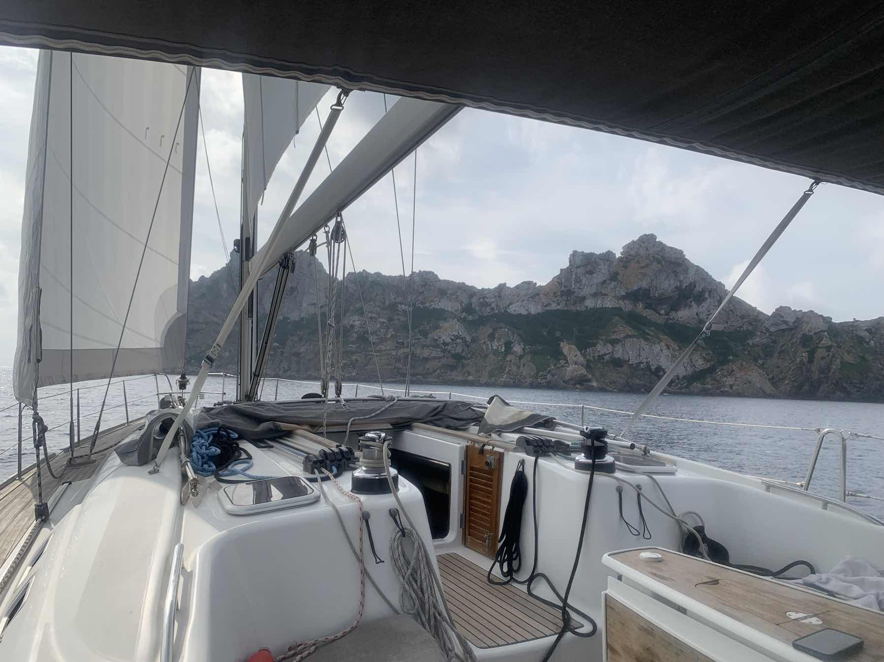 Sail to pickup Alex_85237597-3A59-4BB2-929D-F5B6DA7804A8
