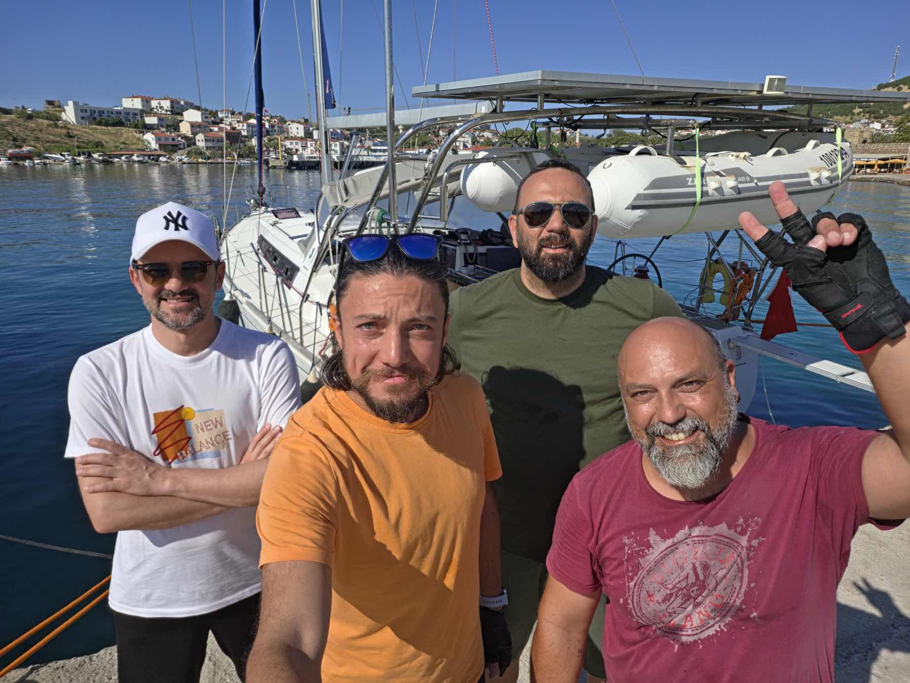 Palamutbükü 
⬇️
Burgaz Adası_C7A1DCB1-4D7D-4D15-B6B9-9ED7FABACCA8