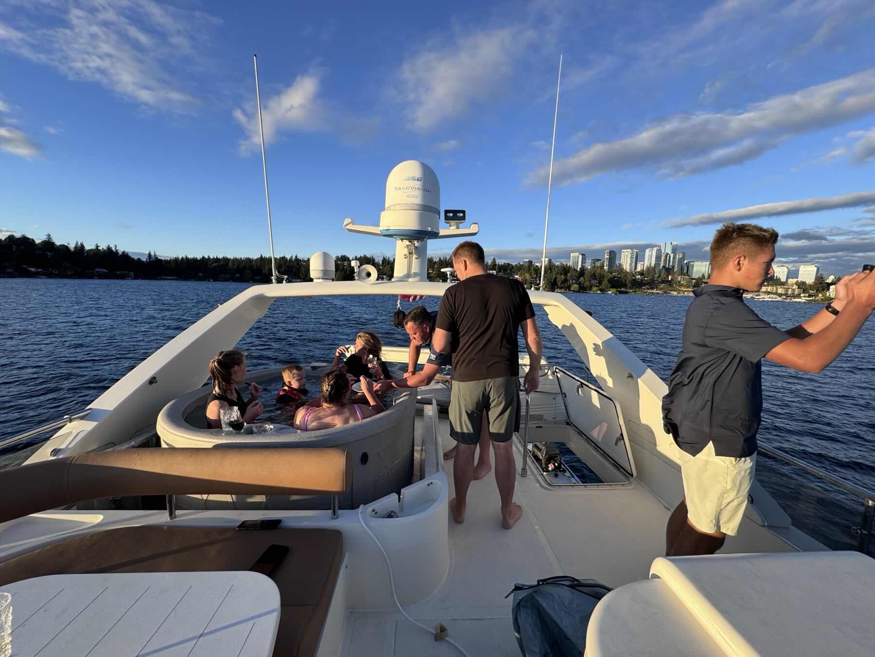 Lake union to Lake Washington on the Faretti 93_C9BFC53E-1322-45B3-B1F9-B208FCD70782