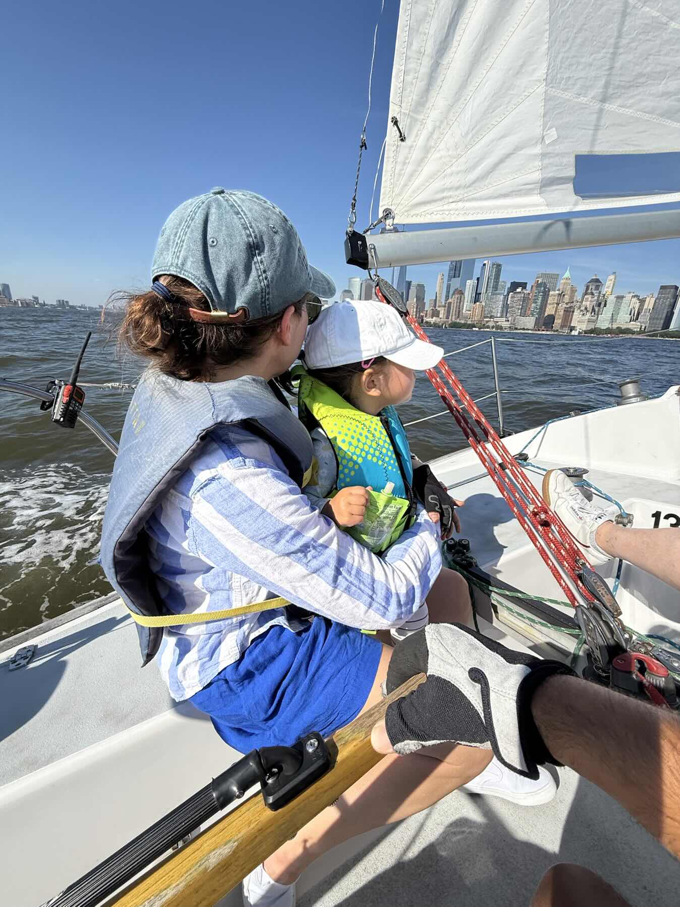 Family cruising_3890B0C2-F0DF-4843-86BF-CC276EDFBFFC