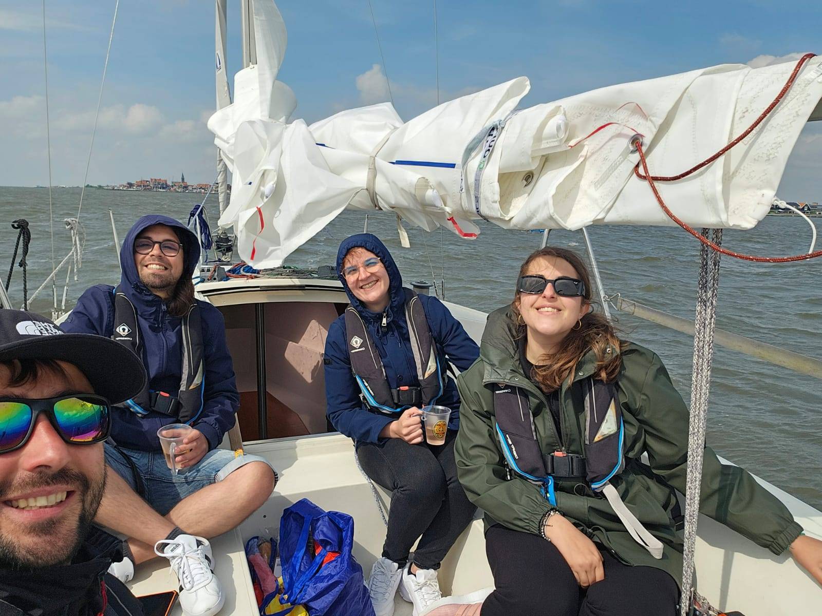 Sailing Intro 101_4C45640F-046E-42C4-AA1F-18CC0BE636B5