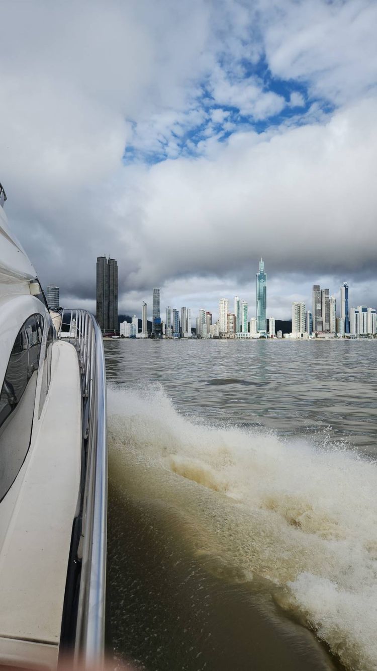 Voyage photo from