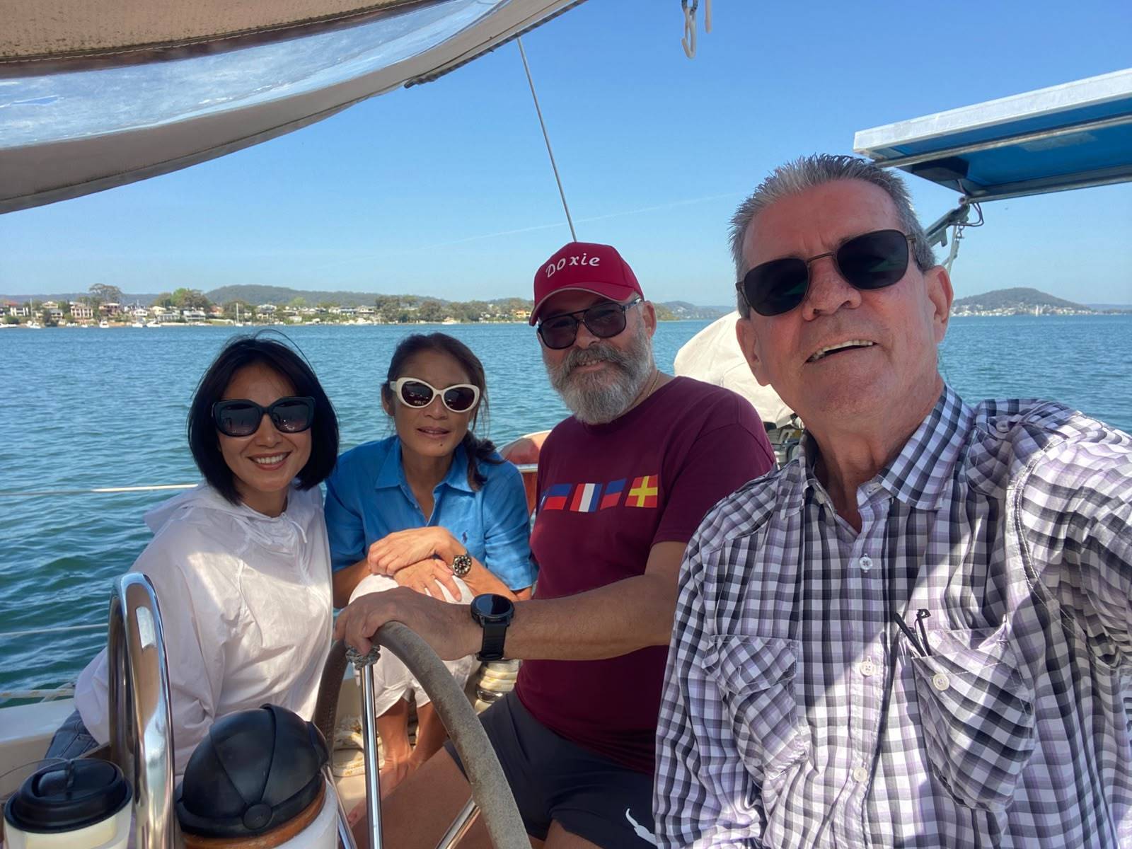 Day on Brisbane water with Tony, Sharon and Gracie_55FDE1F7-4E09-4115-BF6D-0600A9D08532
