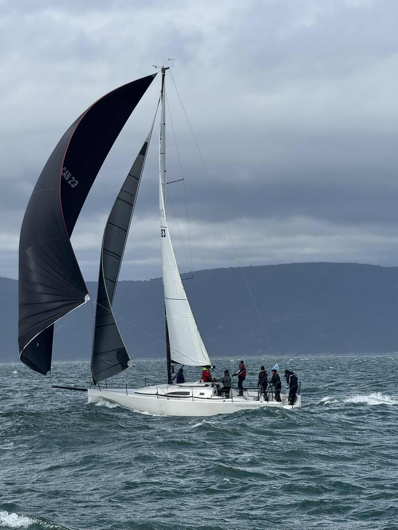 Voyage_E64AEA55-7132-4C37-9E34-E8936D841CF0