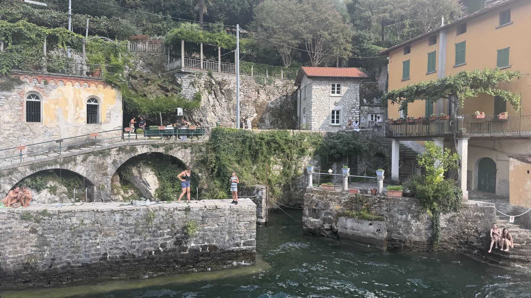 Lago Di Como _19A92BDC-86DF-4D11-9FD5-5C4F244EC119