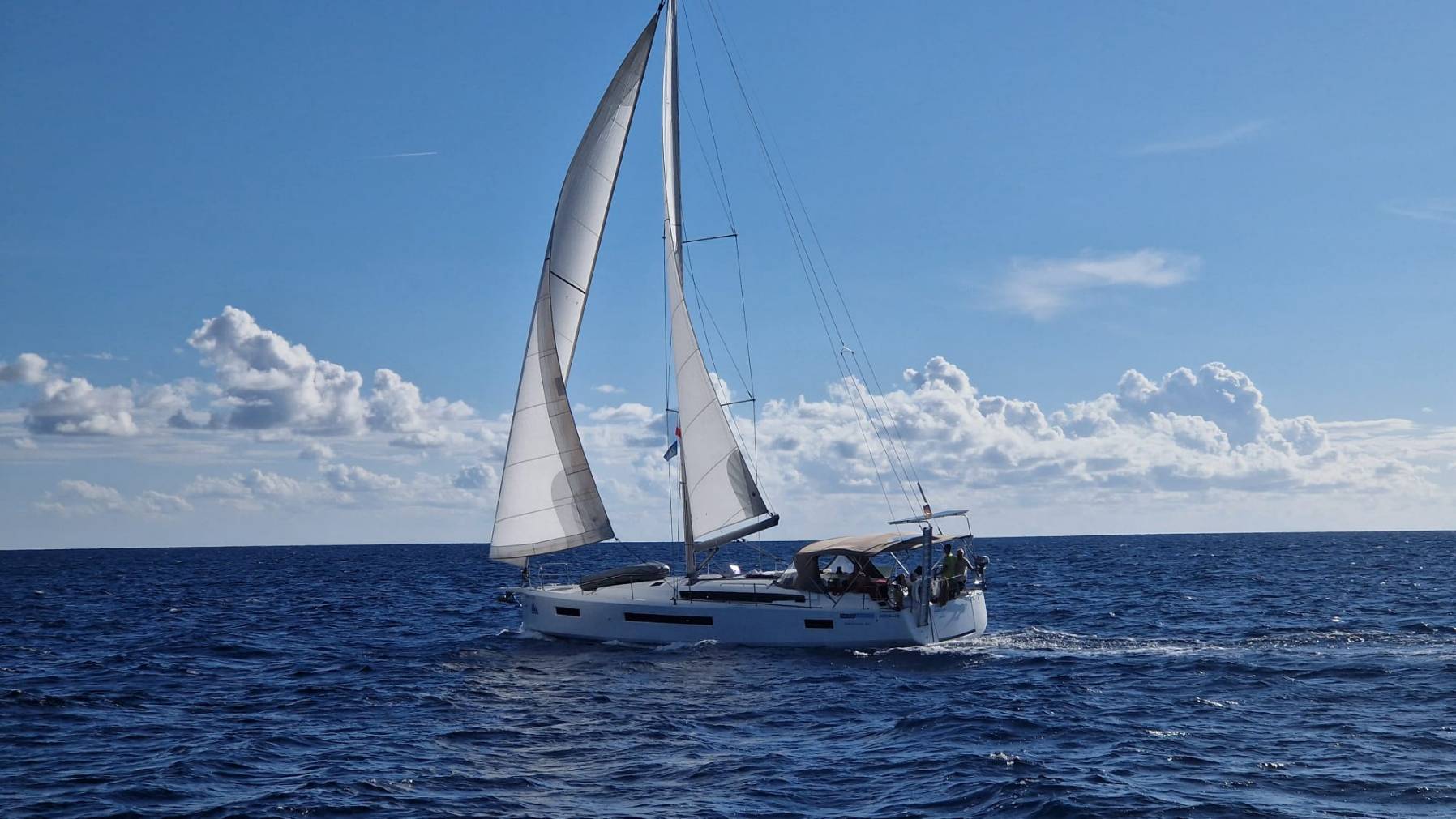 Voyage_F1E87E4A-4DE0-45F1-B0BA-BF51FEA46B20