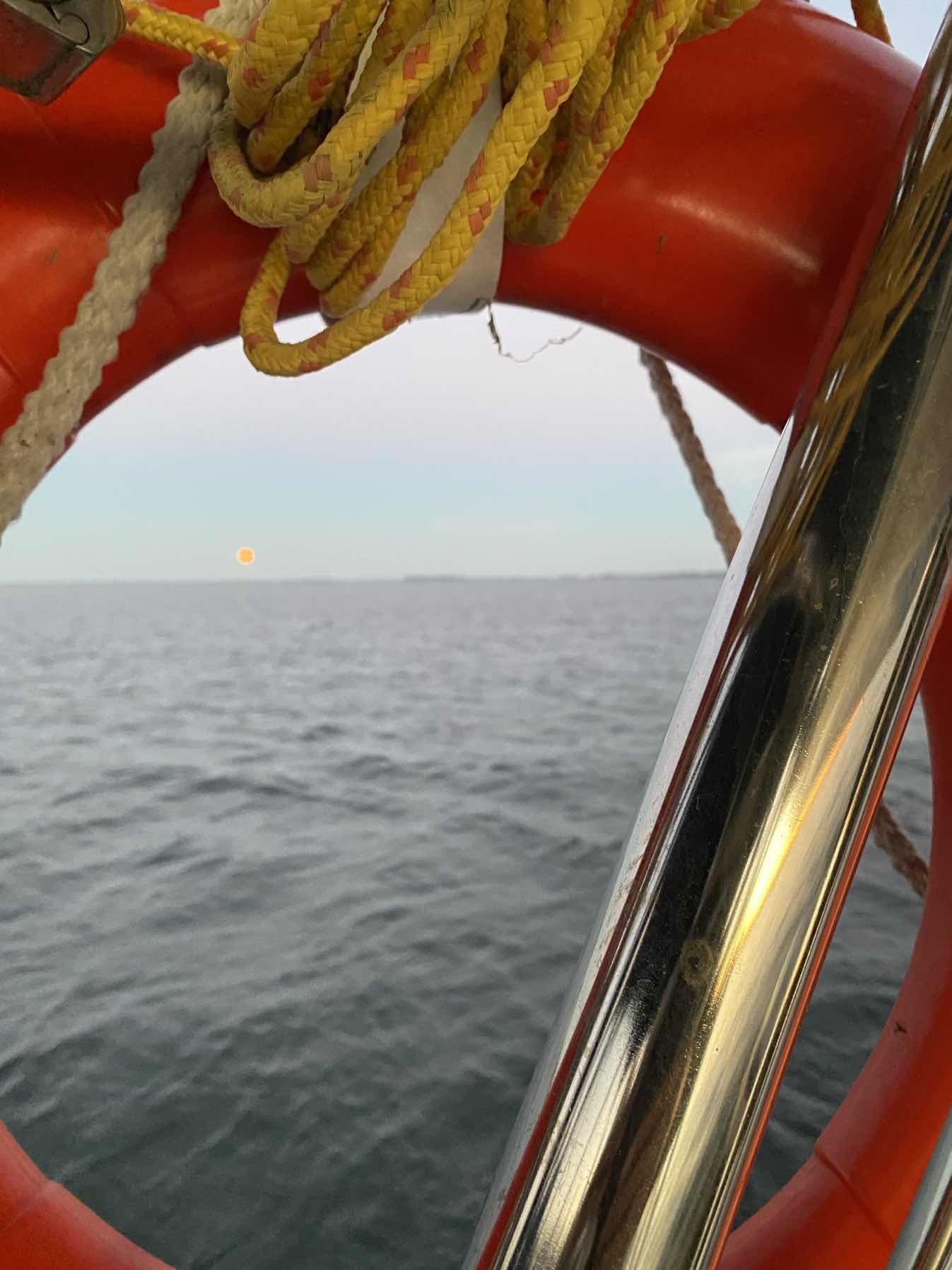 Lazy day sailing _3C0B6F48-4339-48E4-ACD2-D208E0F547C9
