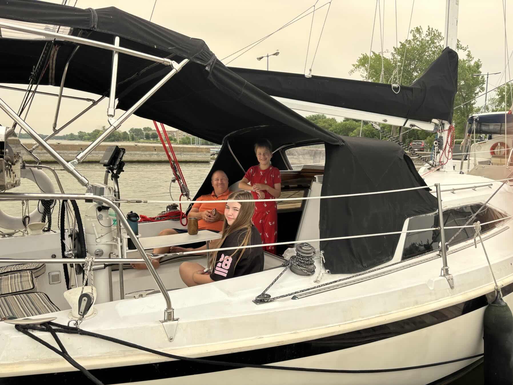 Voyage de trois jours au lac St-Louis 3/3 - Beauharnois - Écluses Ste-Catherine_9151E3F4-DD99-4400-9CD5-1F1D18E870E3