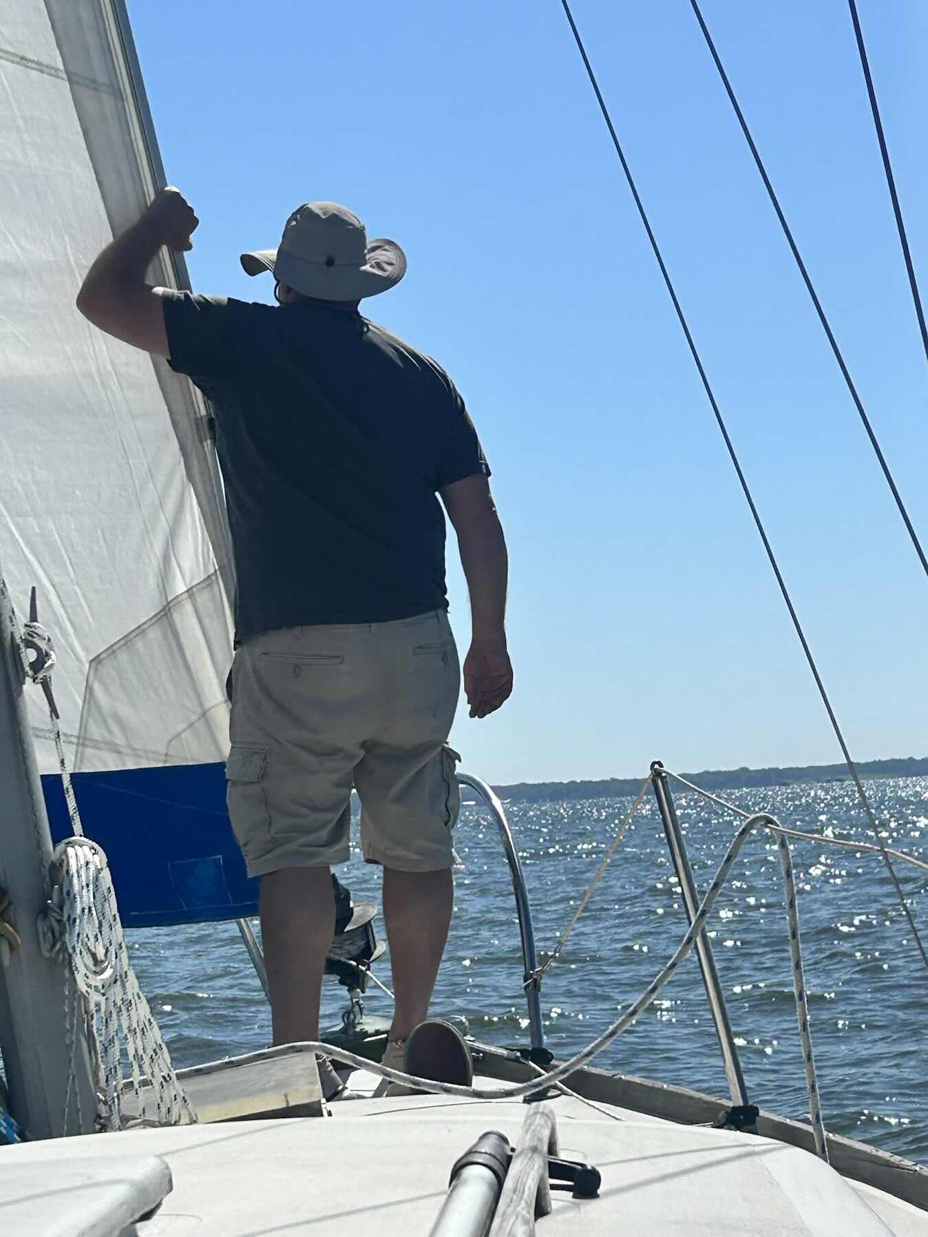 Out and Back for a fall sail!!_A3E6EC70-432B-4BD6-81D1-64366E029DF2