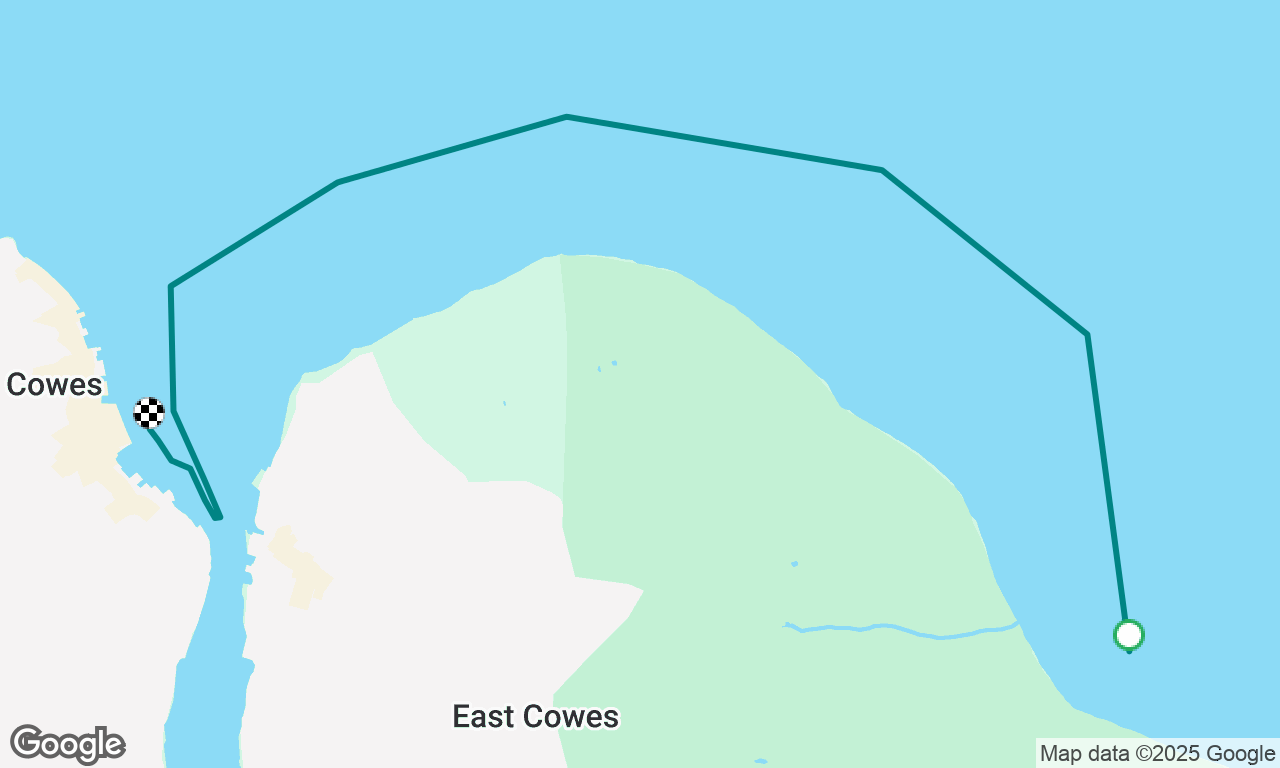 Quick motor to Cowes to end Day 1 